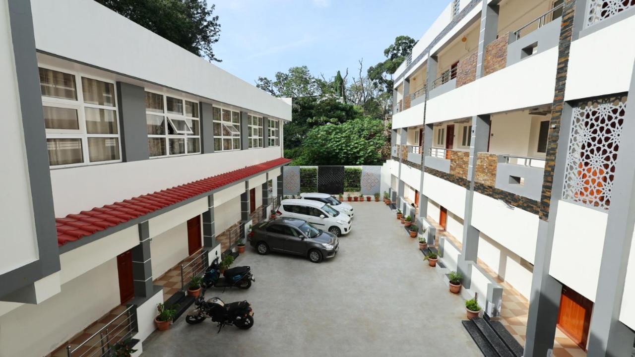 Hotel Grand Square Yercaud Εξωτερικό φωτογραφία
